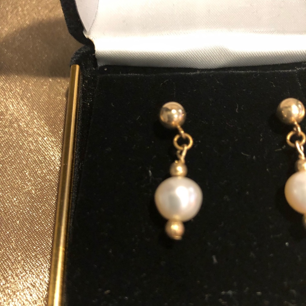 Genuine White Pearl Earrings 14 YKG - Picture 3 of 4
